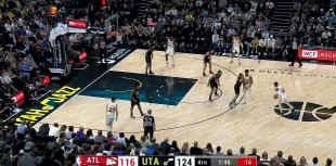 穆雷连中两记三分追分 最后时刻遭包夹分球 队友三分打铁GG