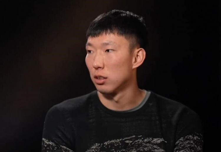 周琦谈男篮亚运会不敌菲律宾：给我的感受还是球队的压力太大了