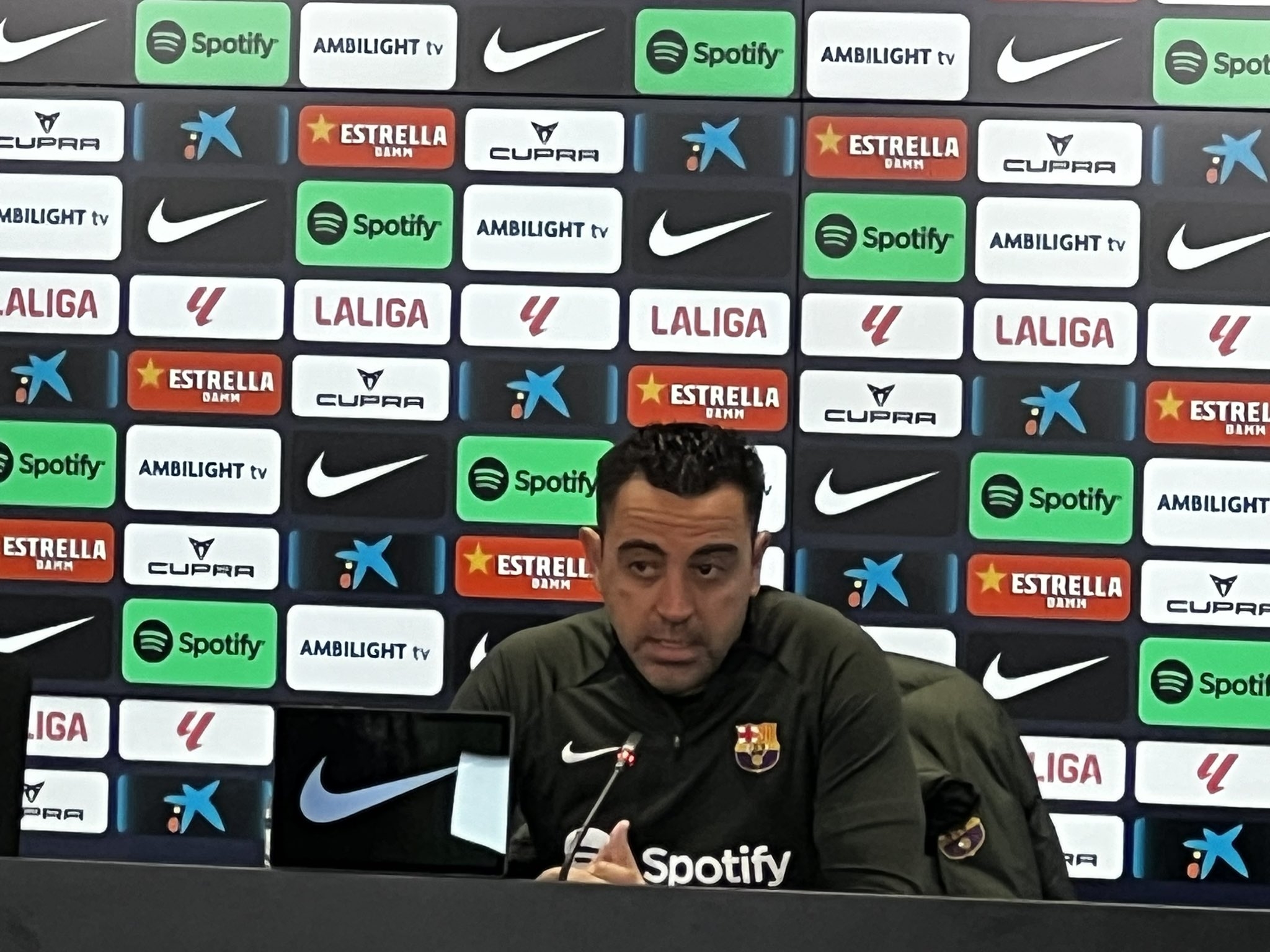 太羡慕了哈维：巴萨欧冠冠军更多，但最重要的是巴黎更有钱