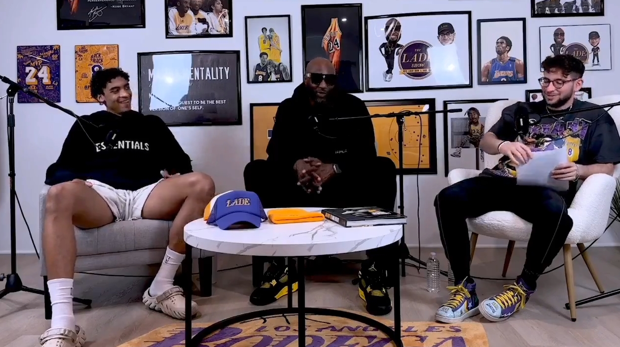 奥多姆自曝：我以前比赛赛前习惯“打飞机” 搁家里边打