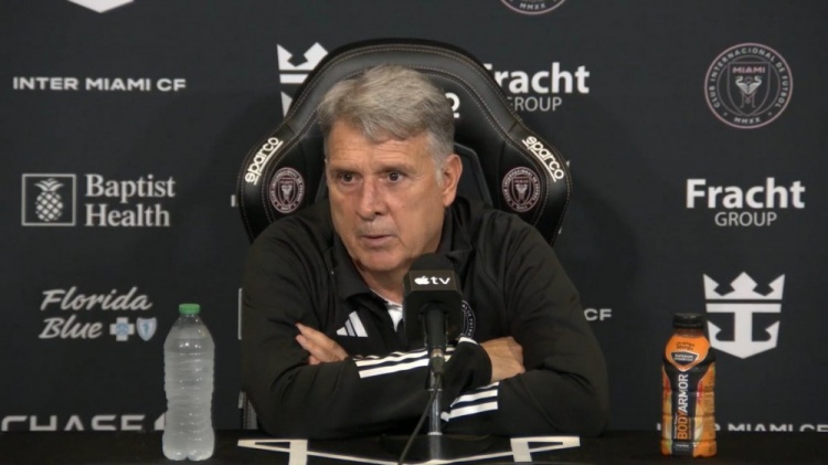 梅西出战蒙特雷？马蒂诺：要看未来几天情况，若有风险就再等等