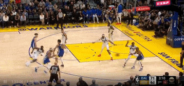 写意！穆迪跑位后接保罗助攻 漂移三分命中