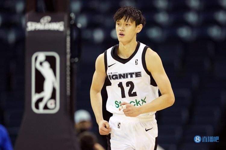 停运了！曾凡博成史上首位&最后一位加盟点燃队的中国球员