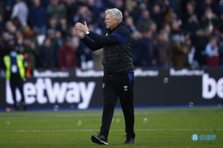 莫耶斯：希望尽快破解密码，我们需要继续提升菲利普斯的信心