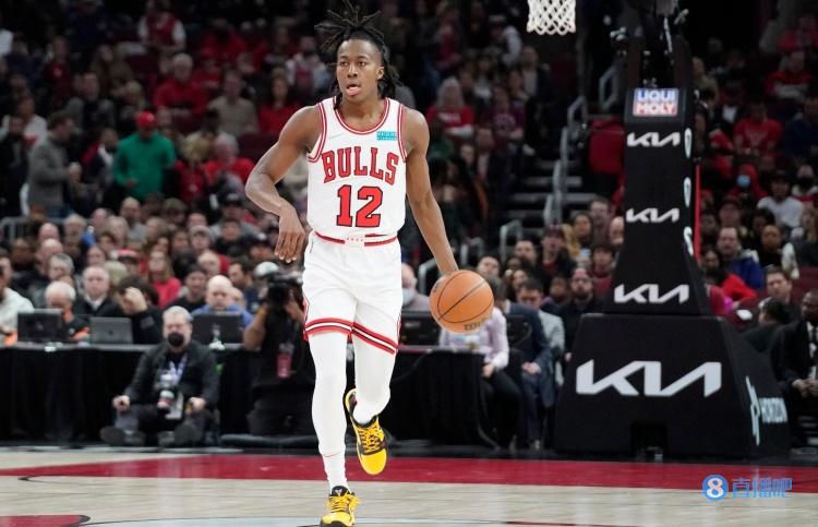 道苏姆34分！多诺万：他还有进步空间 没投篮就难以发挥自身优势