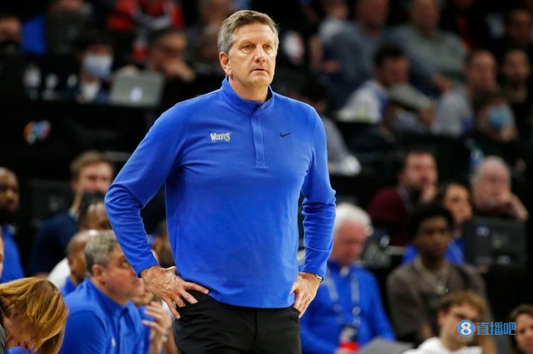 三分球40投21中！芬奇：我们今天在突破分球方面做得很好