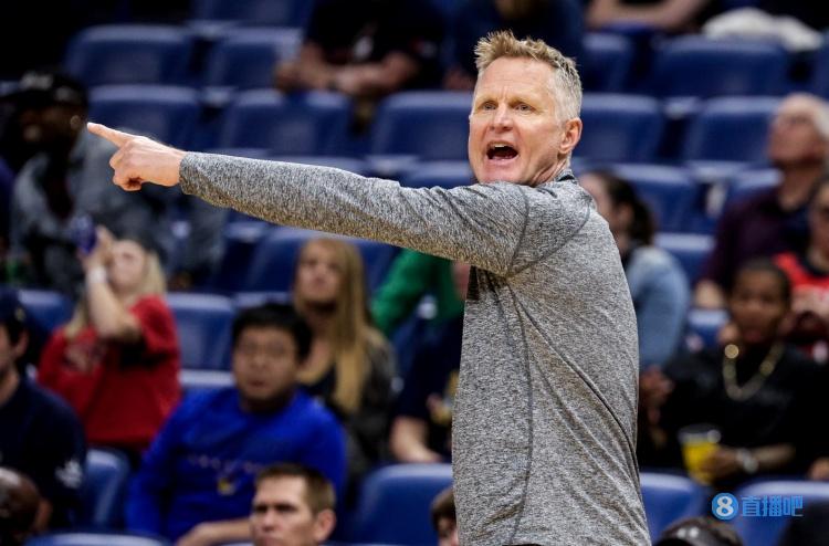 詹姆斯三分被取消！科尔：回看影响了流畅度 踩那一点谁在乎呢