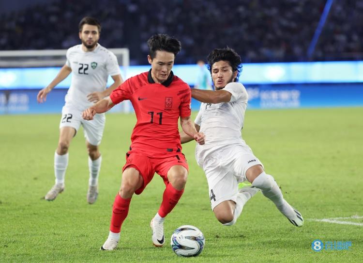 韩媒：时隔1年多入选的严元相因伤退出韩国队，宋盿奎顶替