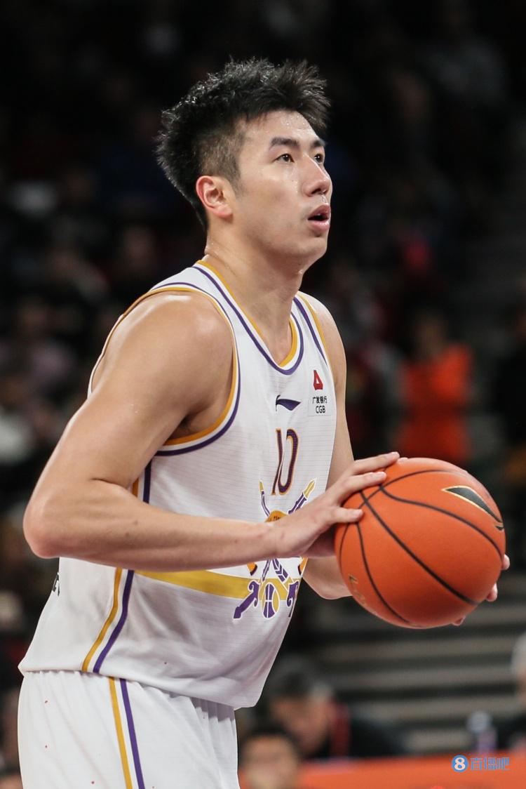 终于等到你！闵鹿蕾：今天会让邹雨宸出场 但首先要保护好他