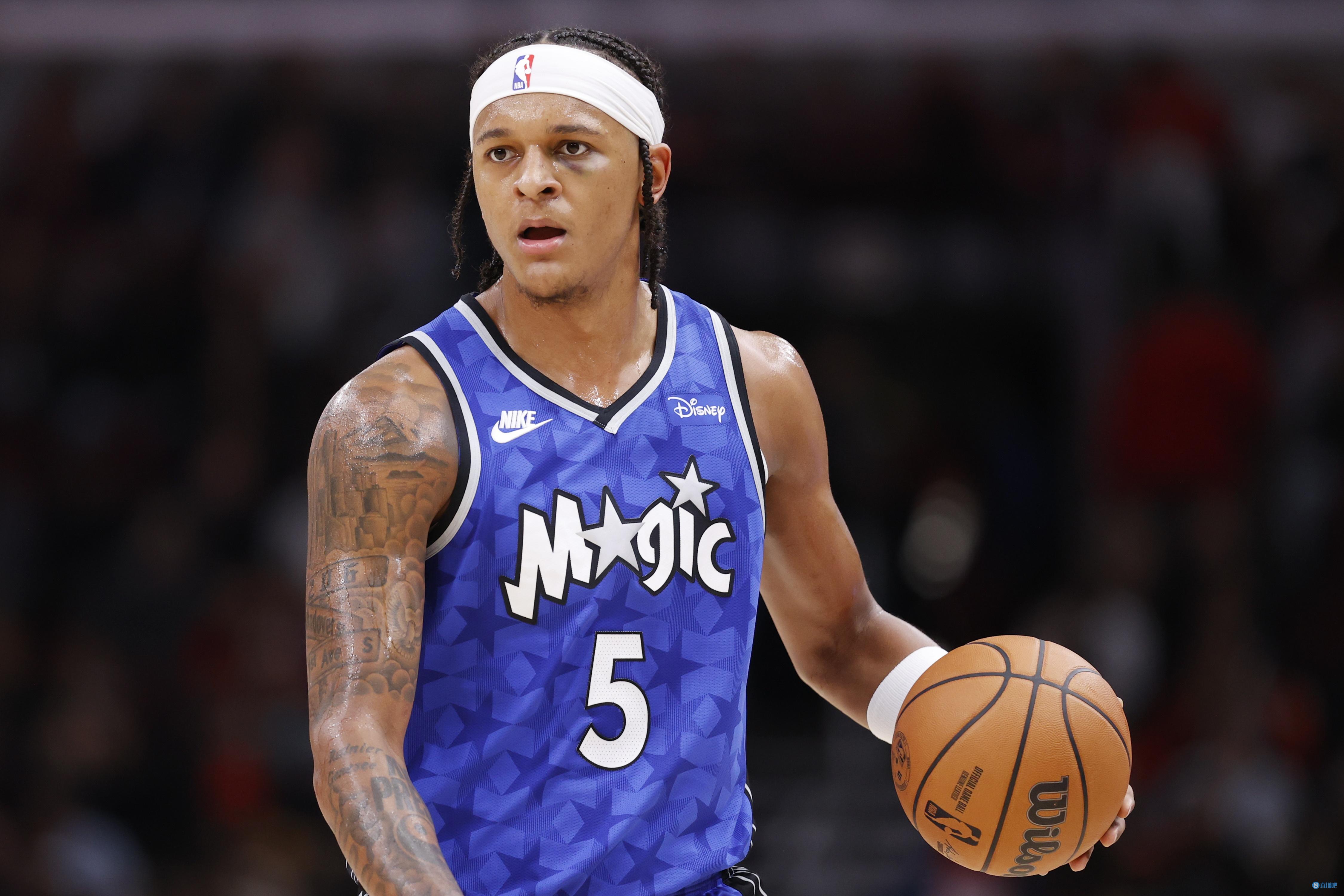 班凯罗谈三双：试图让比赛顺其自然 我努力和队友们进行沟通