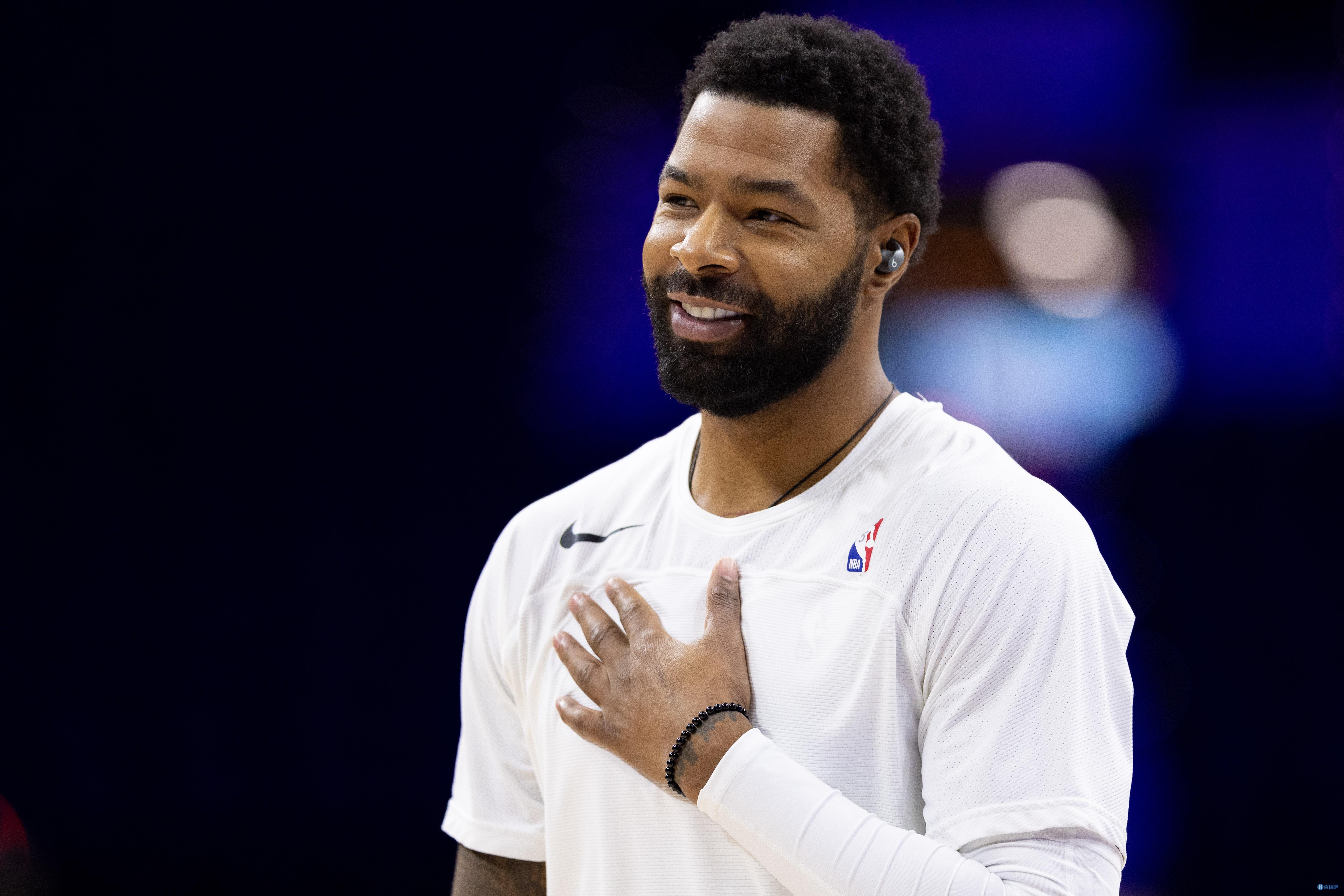 又爆料前队友签约！贝弗利播客：马库斯-莫里斯计划签约骑士