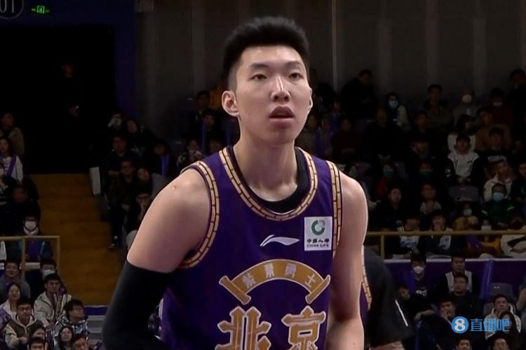 表现很全面！廖三宁14投9中&6罚5中轰23分6板6助1断2帽