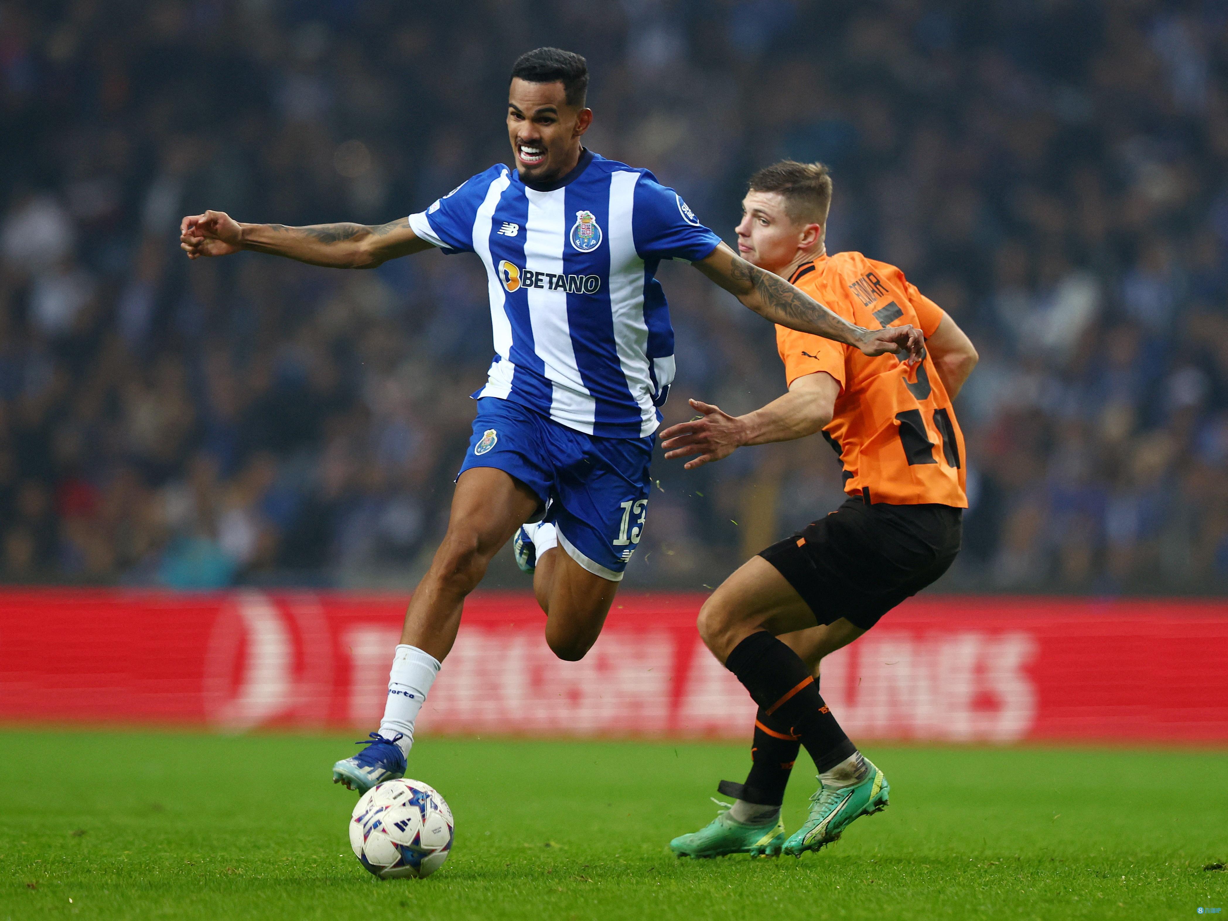 葡萄牙队主帅马丁内斯确认，波尔图前锋加莱诺选择为巴西队效力