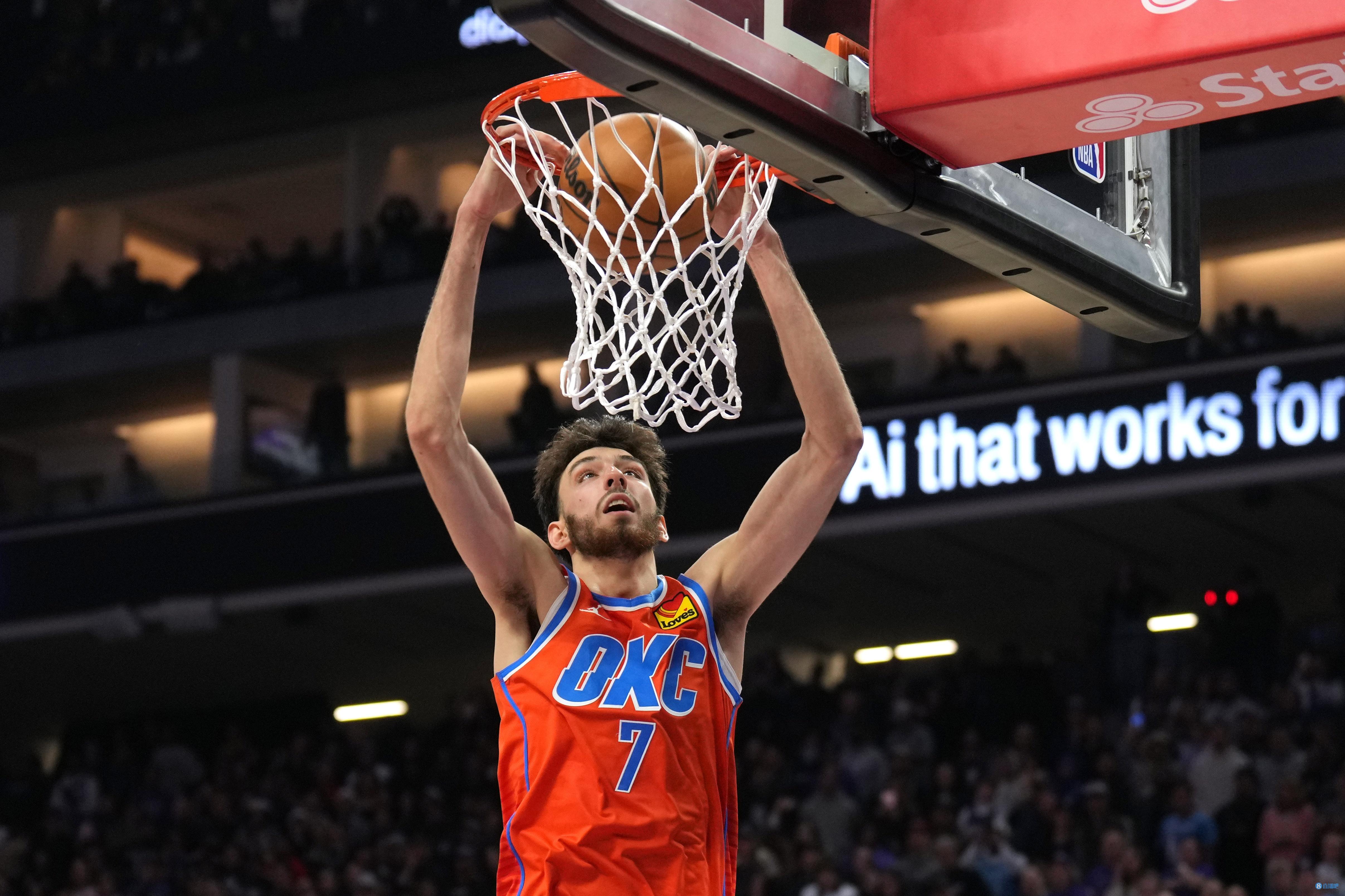 雷霆主帅：今天霍姆格伦打得很稳健 球队的体系发挥了积极的作用