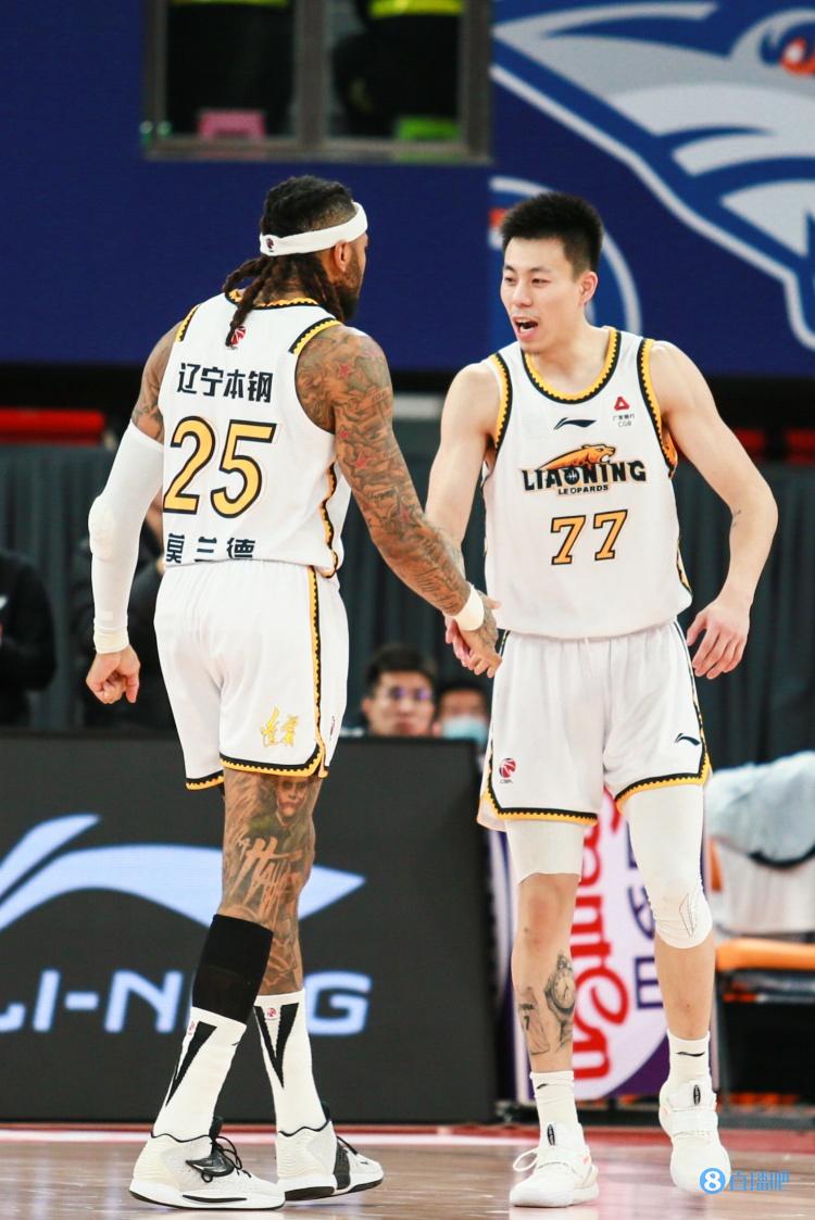 付政浩：辽篮像没头苍蝇乱跑 莫兰德金金被广东高大前场搞得别扭