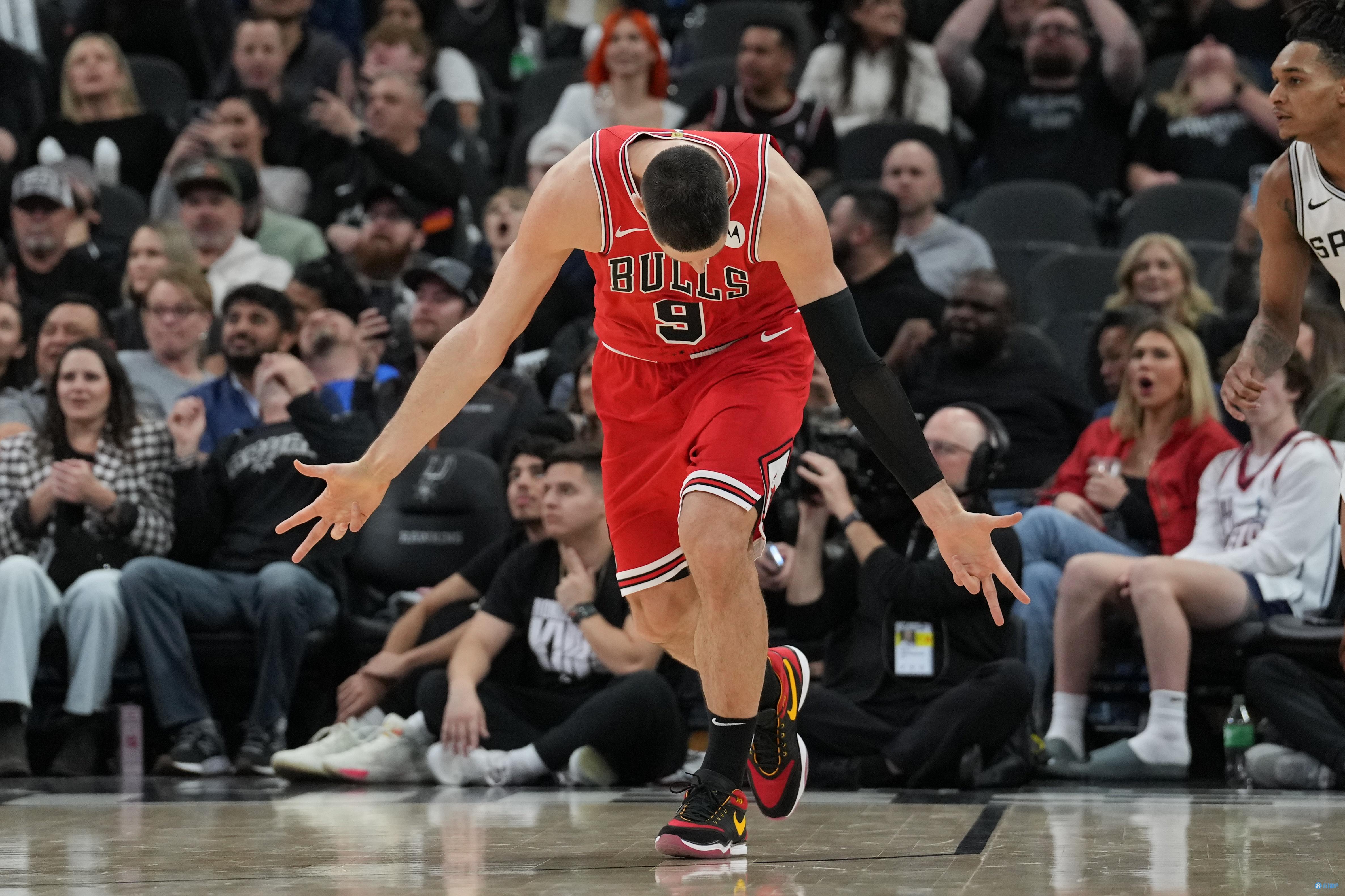 不可阻挡！武切维奇首节5投全中 砍下16分5篮板率队拉开分差