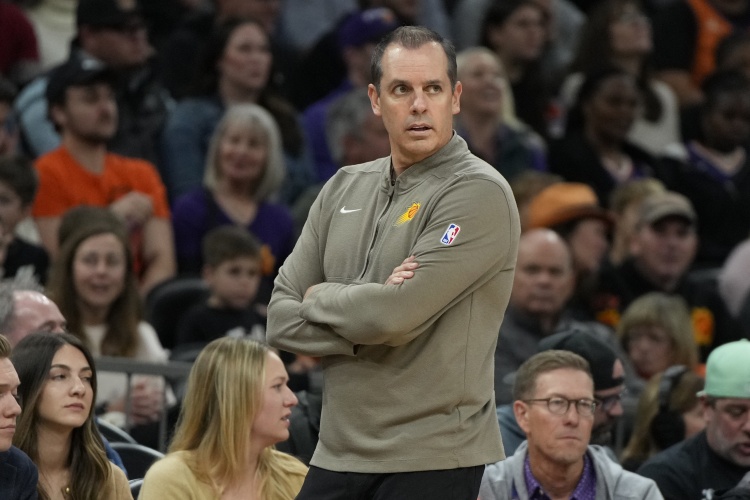 沃格尔：接下来的竞争非常激烈 我们要保持今天这样的水平