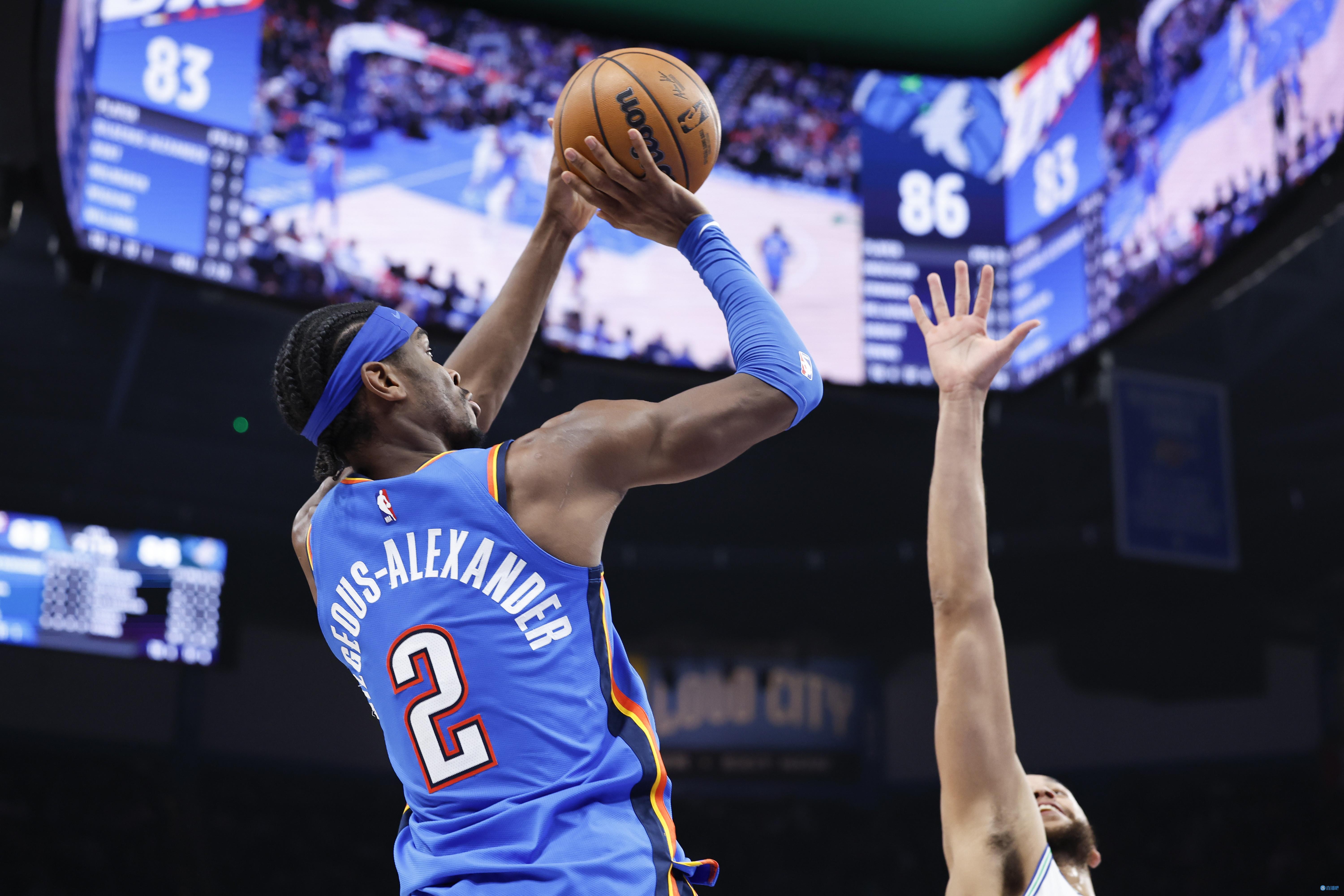 亚历山大：今晚我们不是最好的自己 我们得照照镜子