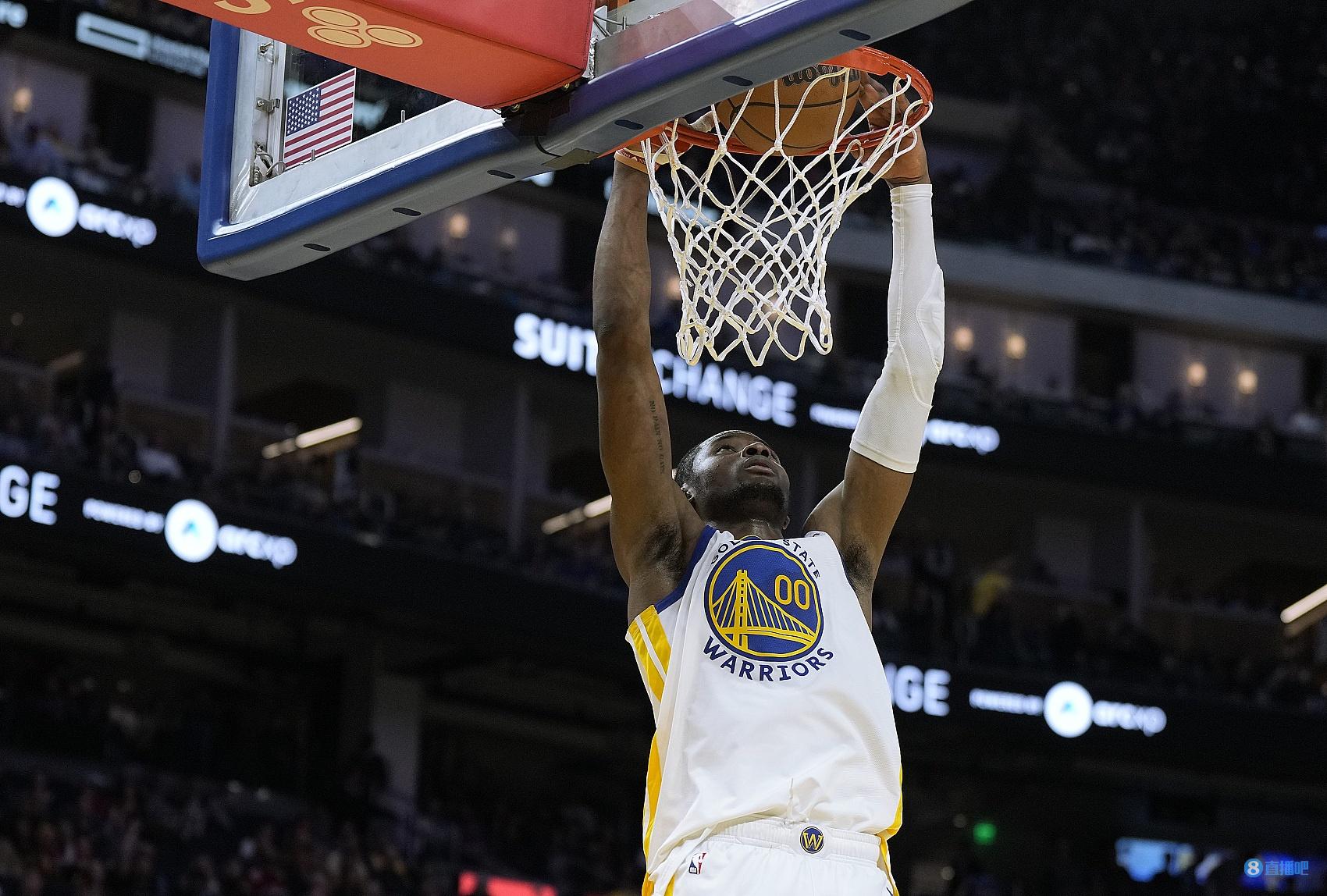 真是勇猛！库明加半场11中8轰下18分4板3助 多次送出暴扣！