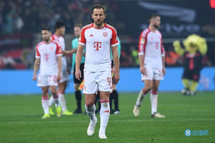 邮报：英笑星模仿奥斯卡表演调侃凯恩，“我进再多球最后都无冠”