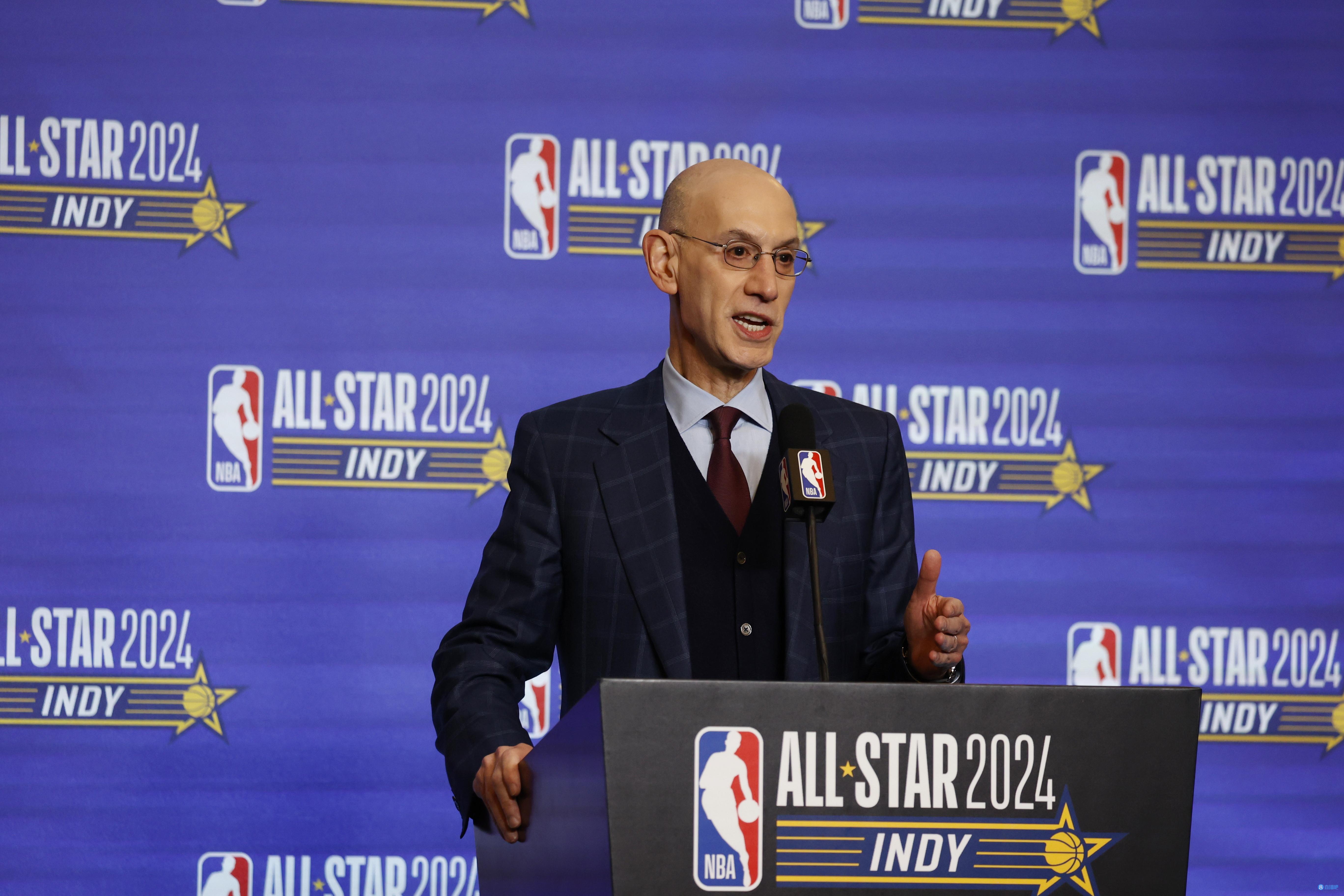 湖勇大战计时器离谱崩盘 湖人冲上推特热搜&词条中有萧华