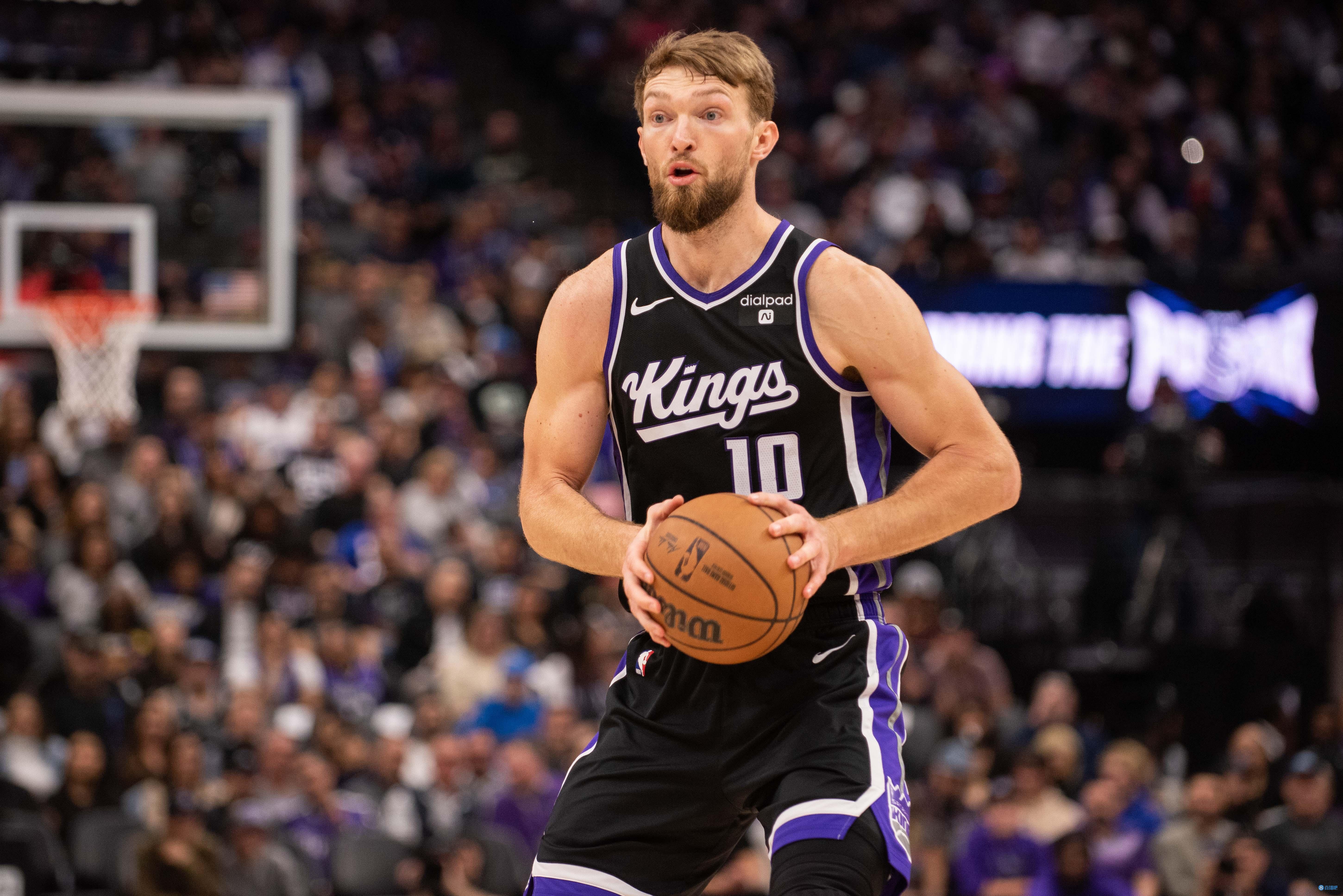 尽力了！萨博尼斯16中9拿到21分14板 但也有5失误