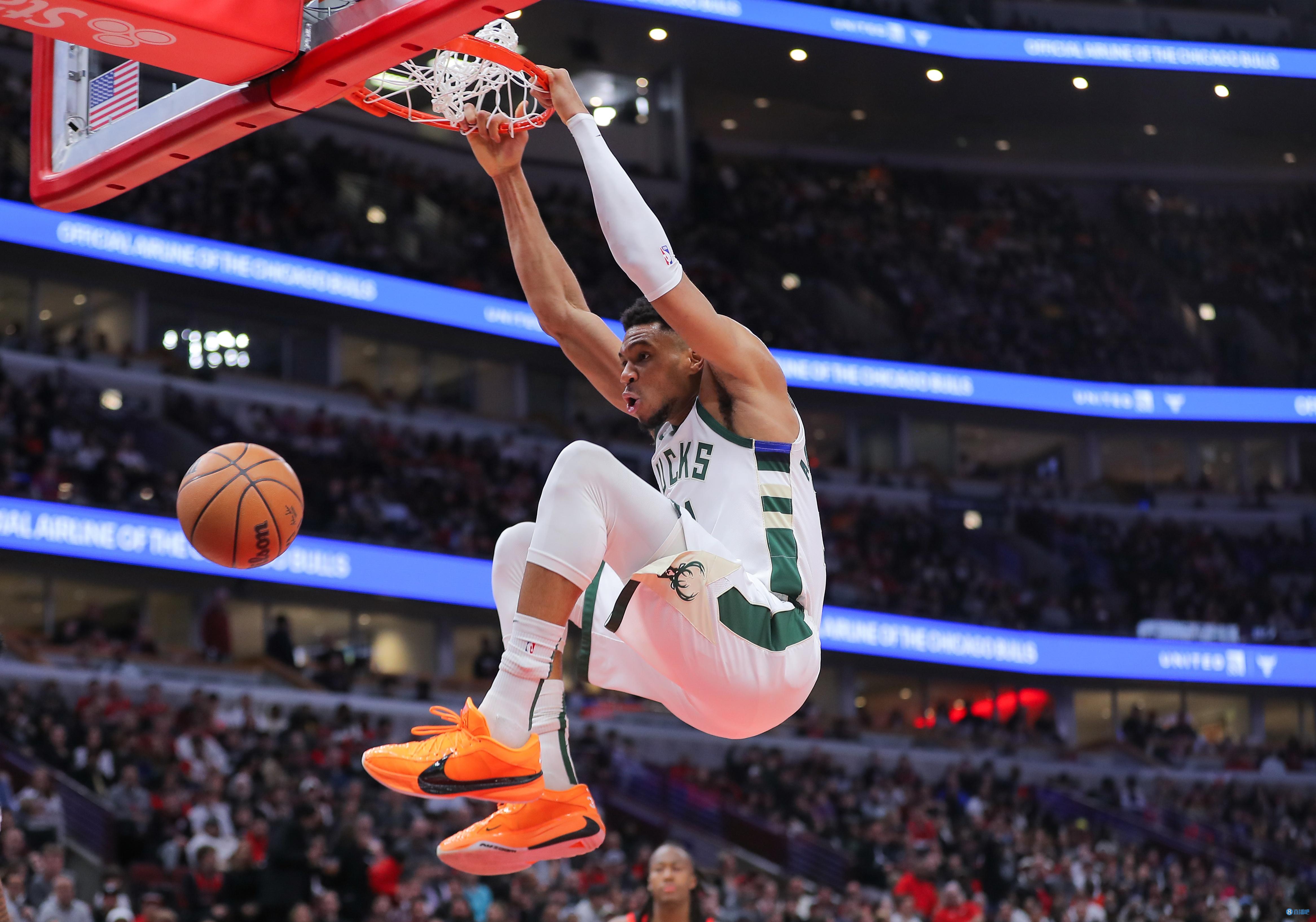 字母哥：很高兴球队每个人都健康了 现在我们就没办法再找借口了