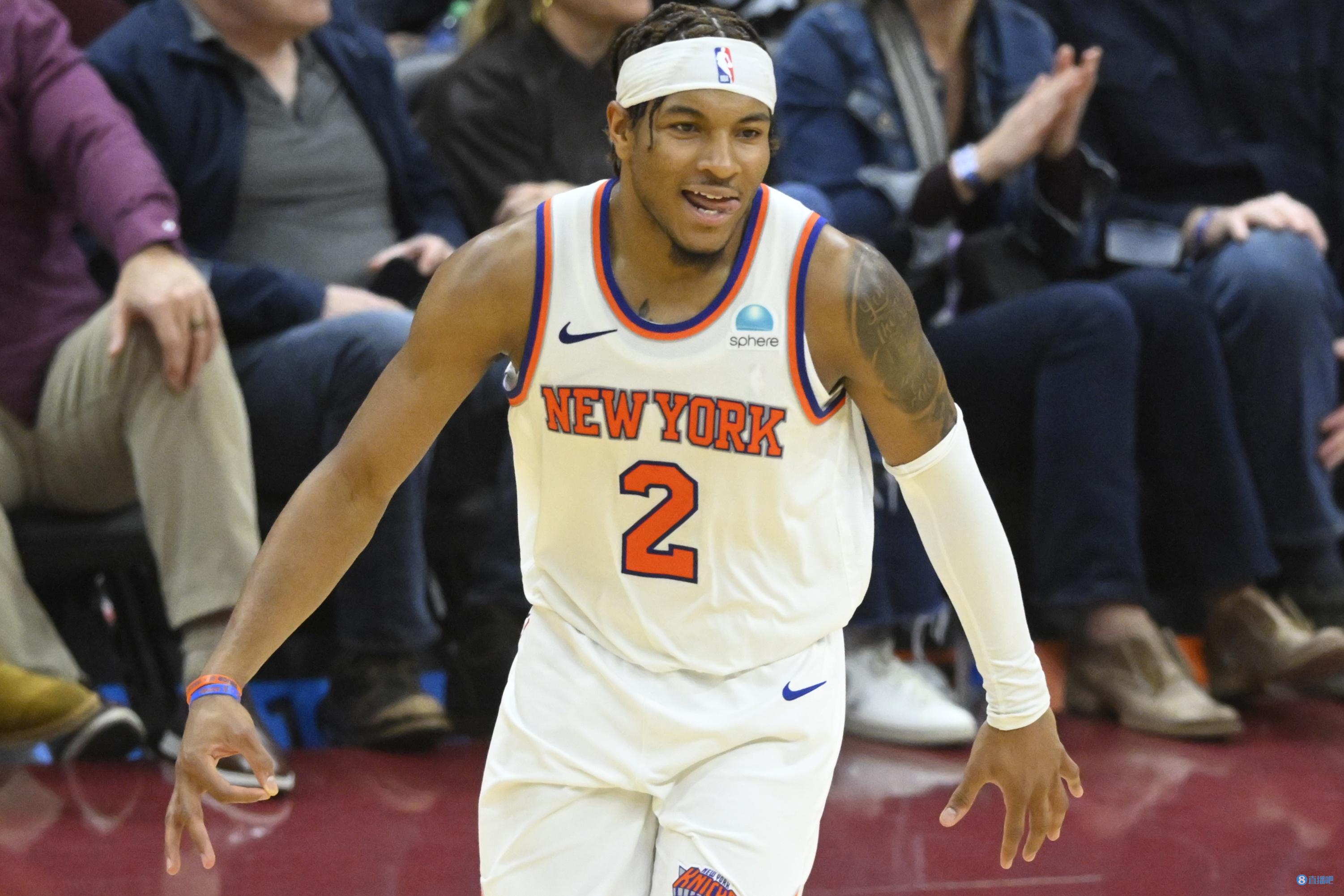 难绷‍♂️麦克布莱德此前4场共拿19分 今日打勇士猛干29分