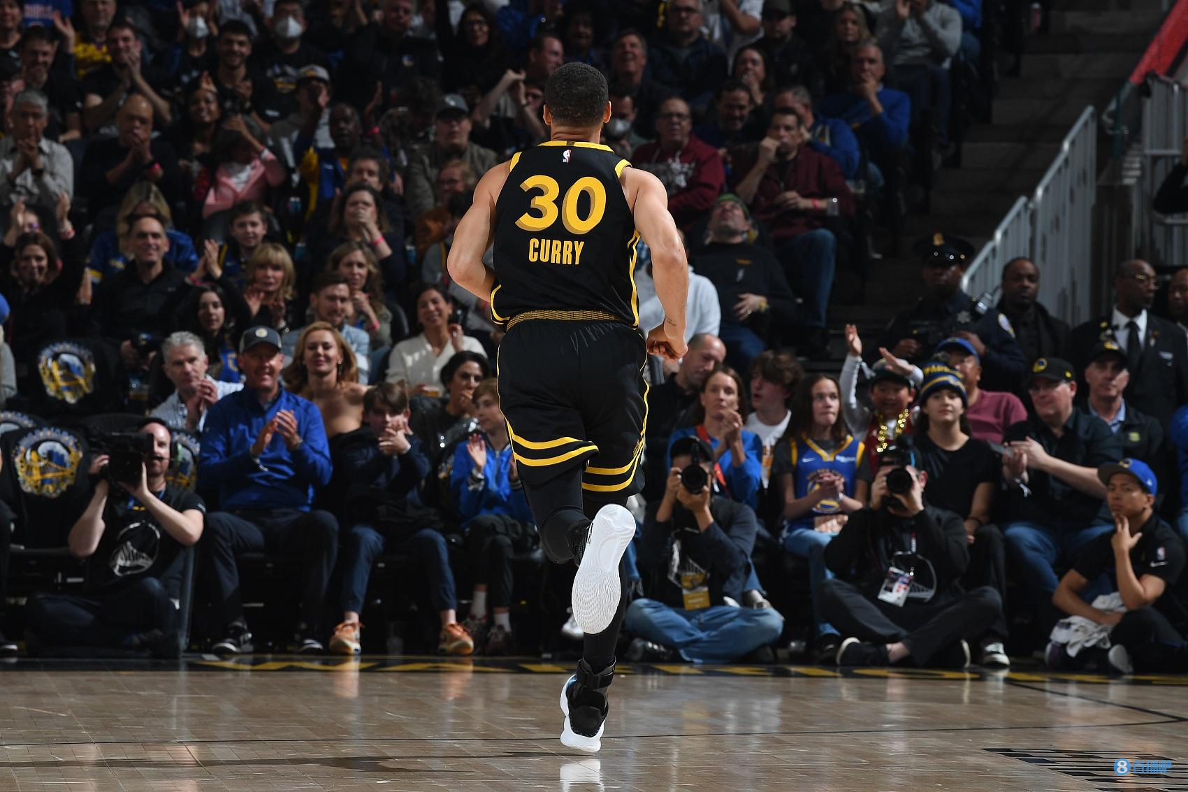 库里：每场比赛都很重要 尤其是对阵附加赛区的这些对手们