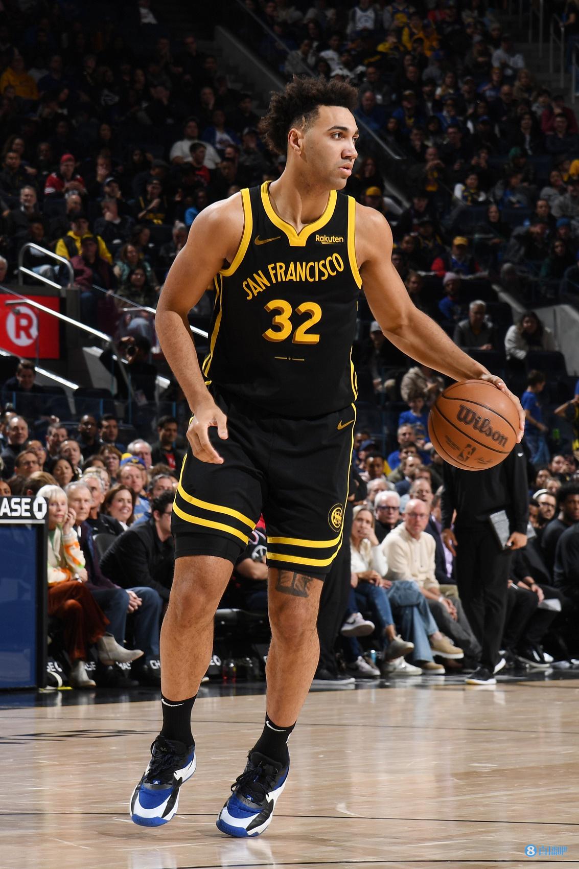 克莱谈与TJD化学反应：以前我都和三弟特雷斯打球 现是和小特雷斯