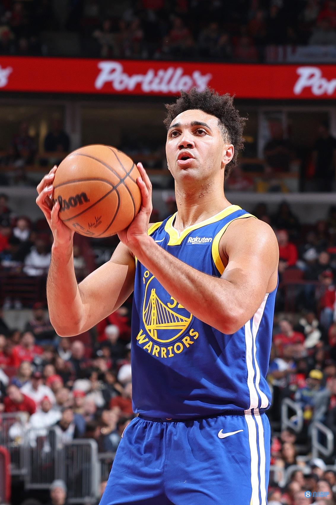 替补高效！TJD5中4拿到10分3板4助2帽