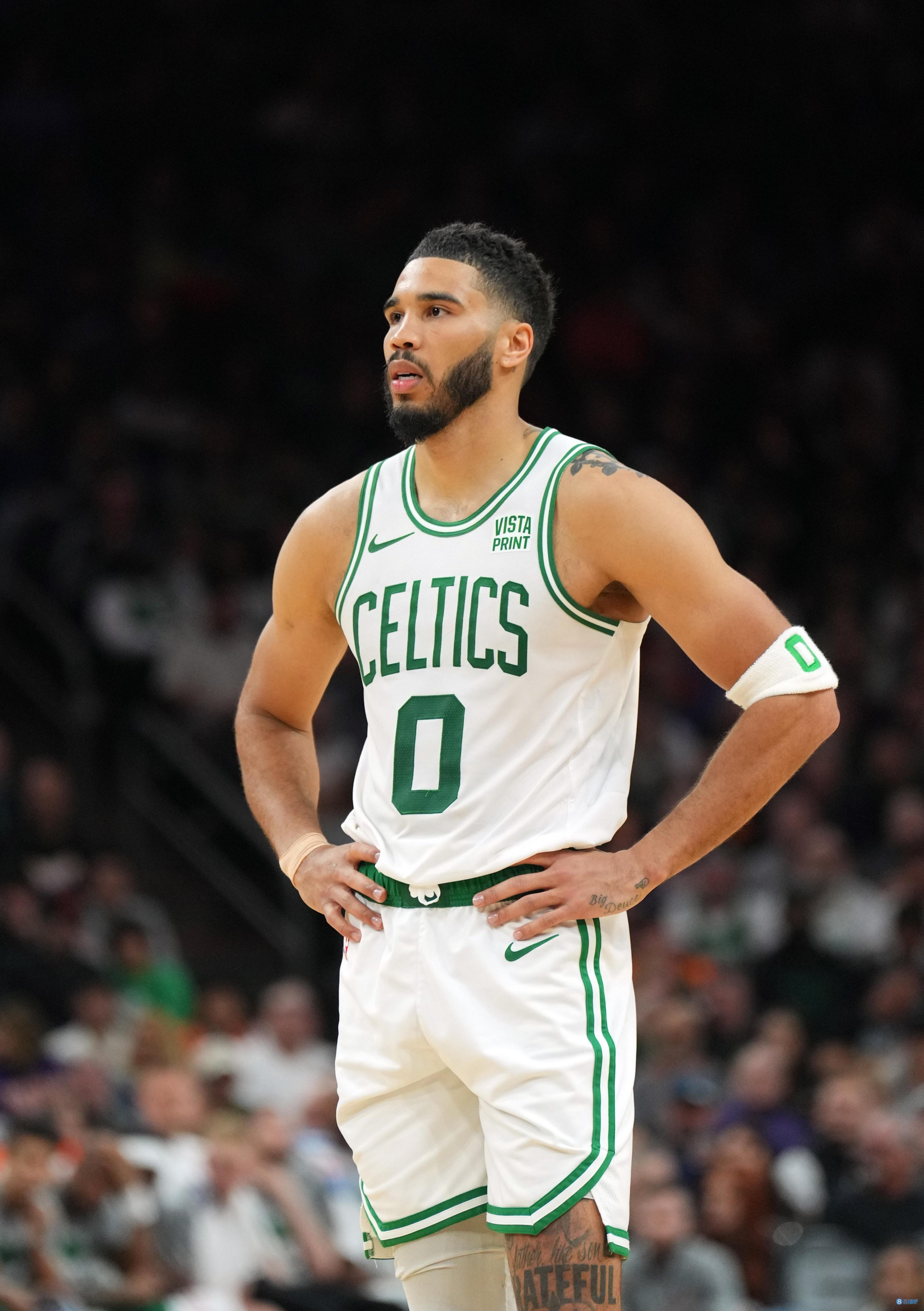 开局就爆！塔图姆打满首节9投6中独揽18分 正负值+18