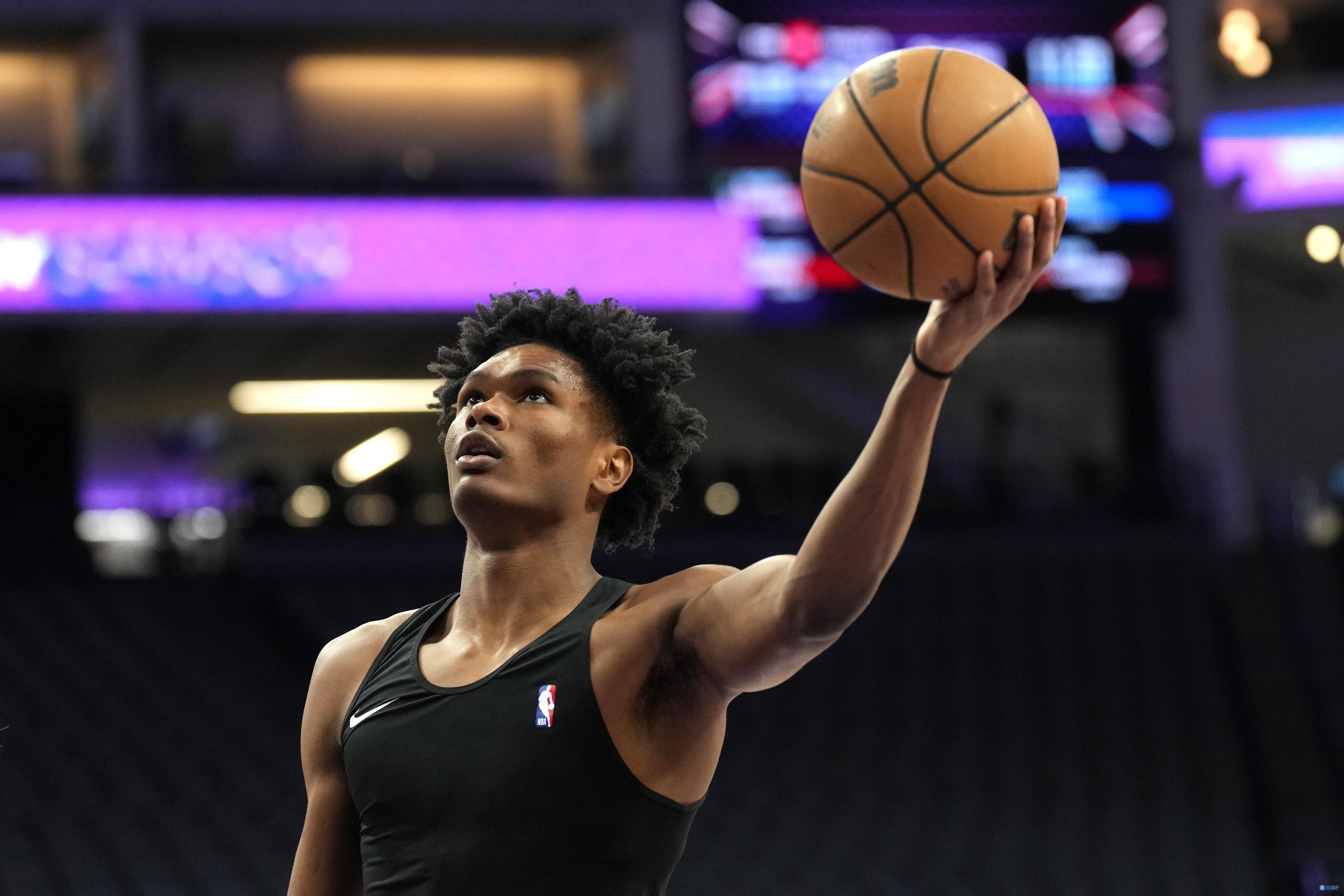 【菜鸟】阿门20分10板4助3断攻防一体 亨德森12+7+6 切特11分8板