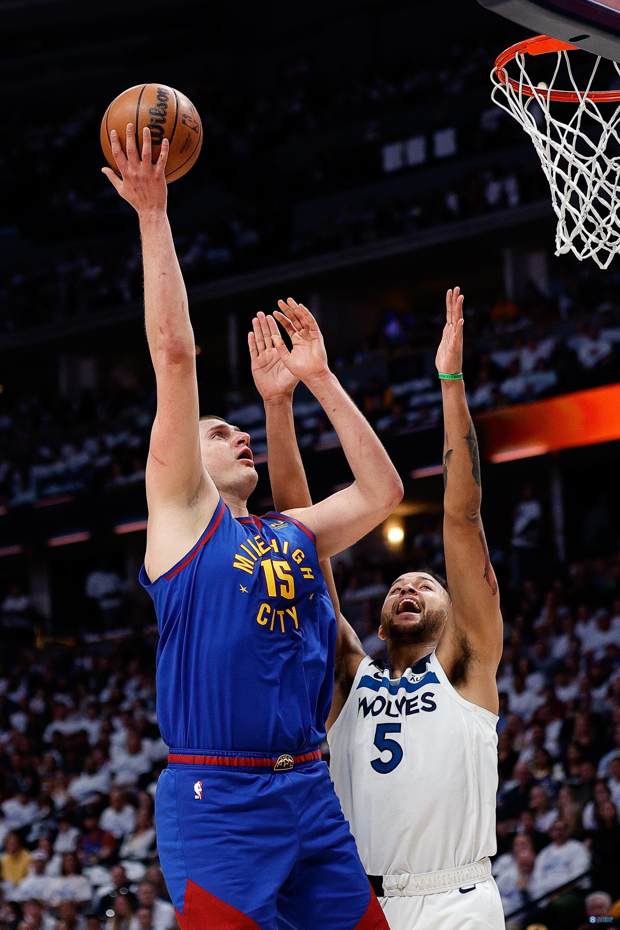 难顶啊！李凯尔以首发中锋出战 对位约基奇拿到12分4助2帽