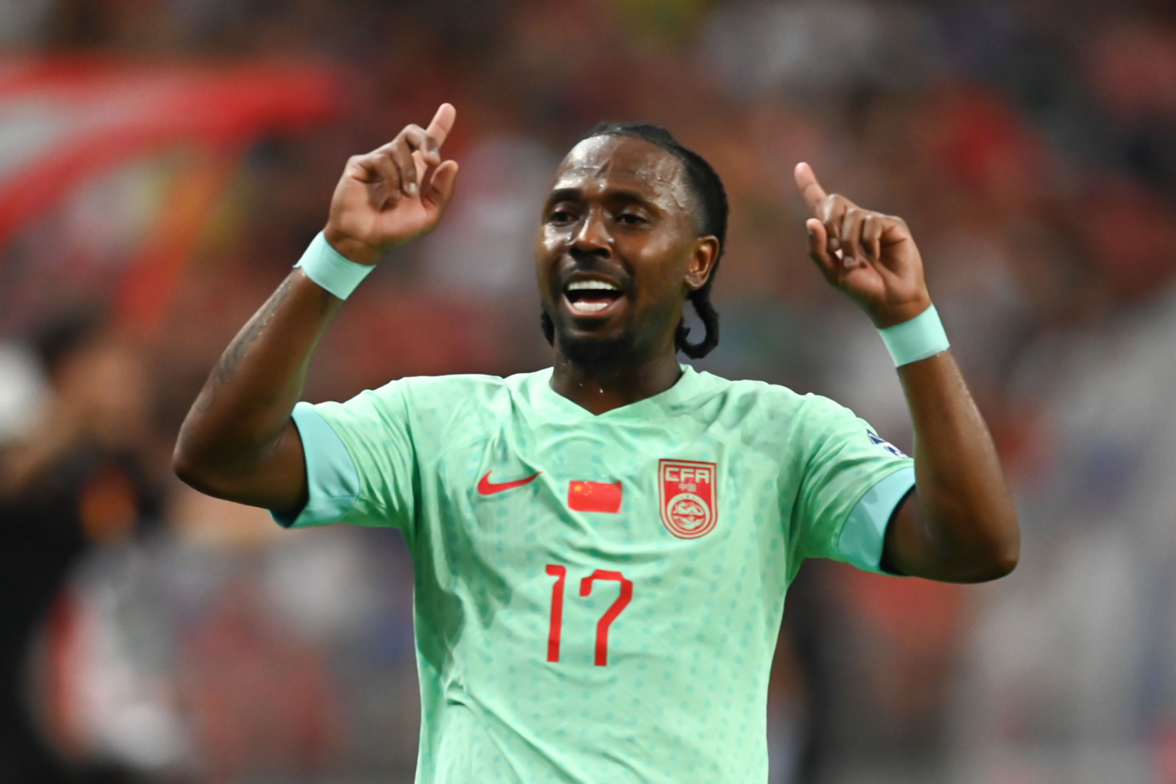 今晚国足生涯首球？费南多是国足首战新加坡为数不多的亮点