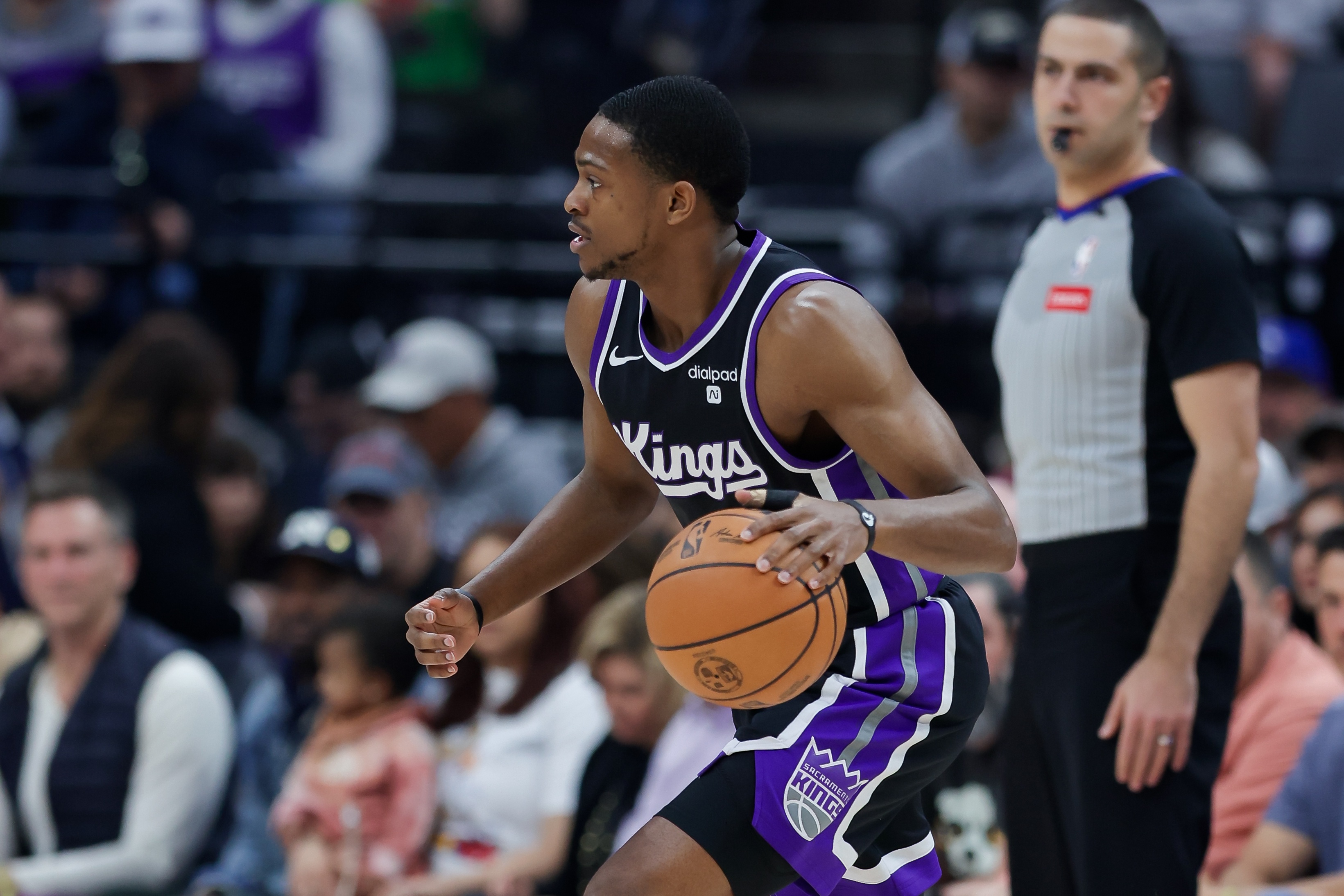 国王下半场输31分！福克斯：今年最差的半场 我们要防在对手身前