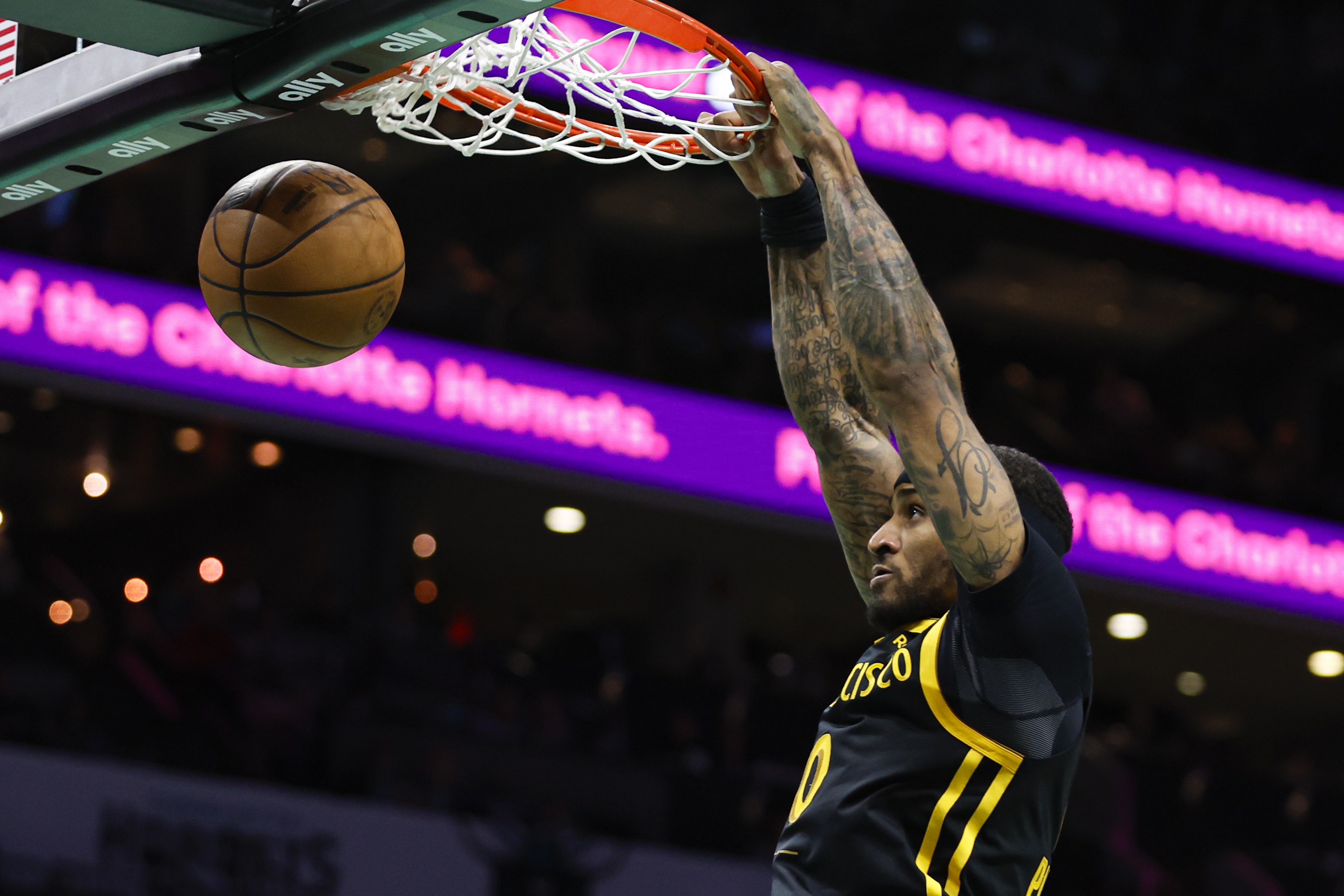 小佩顿谈自己的伤势：不需要做手术 只需要几个星期的休养