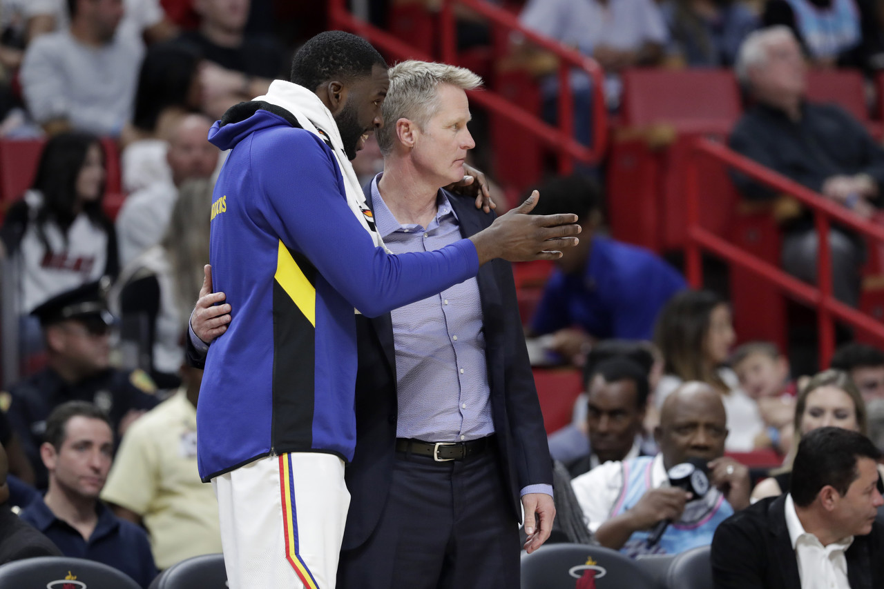 追梦：科尔在更衣室的演讲让大家专注起来 我们懂得取胜需要什么