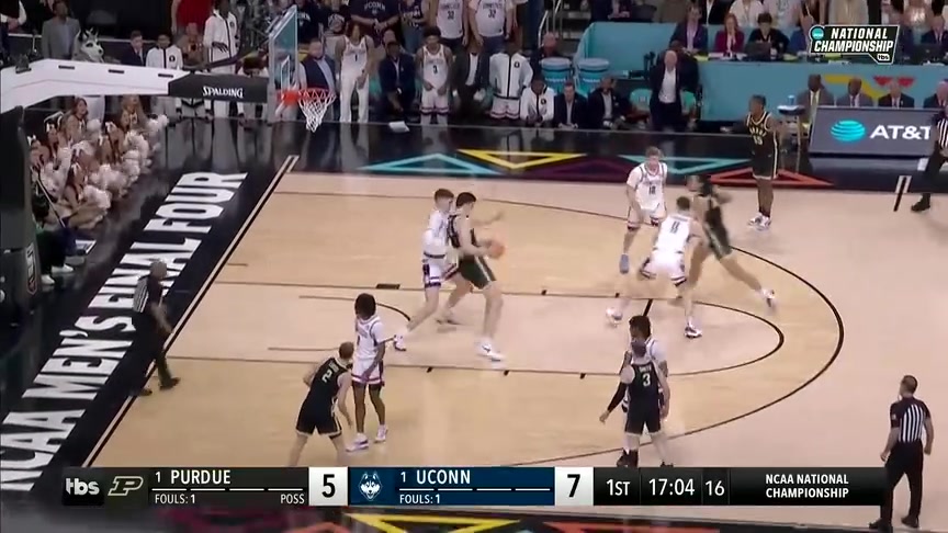 强啊！U14女篮小将单场出战30分钟 狂砍59分7板2助5断